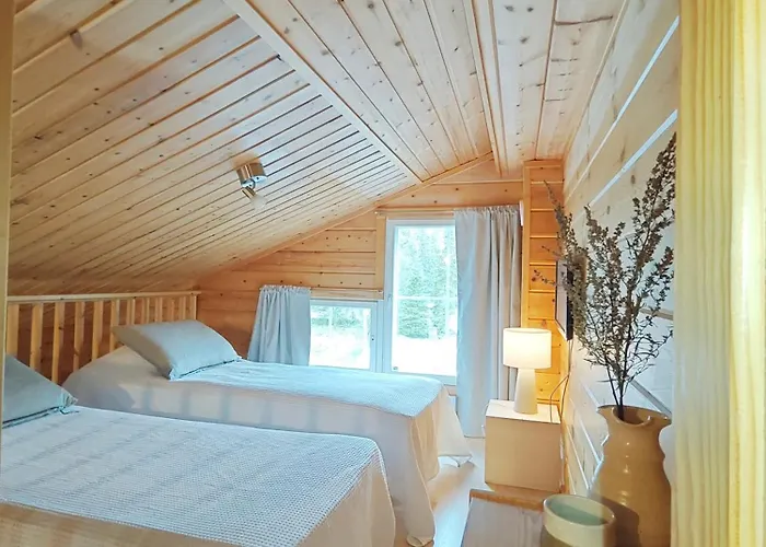 Ruka, Riversidevilla With Sauna, Fireplace, Terrace, Wifi, Aurora, Swimming Hébergement de vacances Ruka